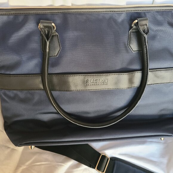 Kenneth Cole Reaction Chelsea Chevron 15" Laptop & Tablet Business Tote - Picture 4 of 12